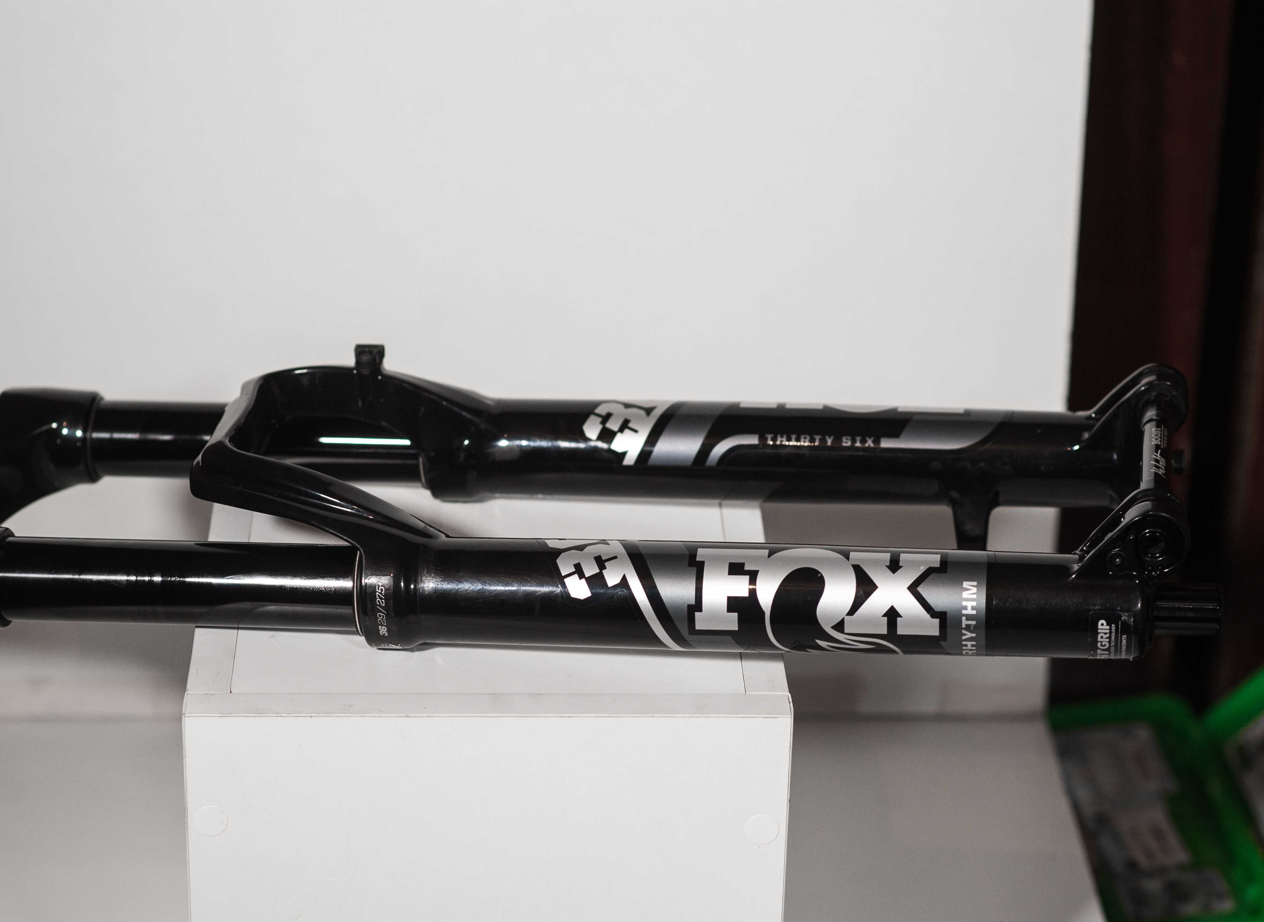 Fox 36 Rhythm 160mm Float 29-27.5 Grip 2021 ( Шток 15.5см)