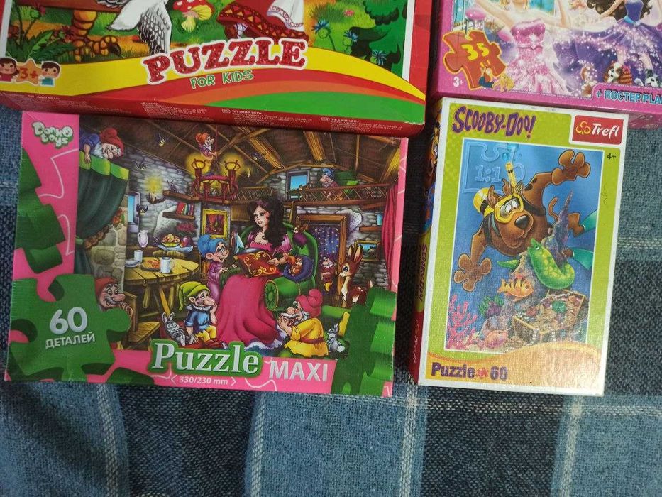 Продаю пазлы 6 наборов оптом. На 35, 60, 138 и 260 пазлов в коробке.