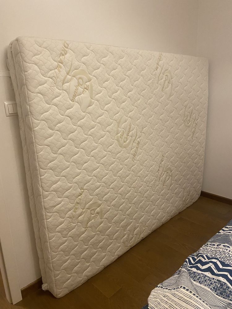 Materac 160x200 uzywany kokosowy  stan bardzo dobry