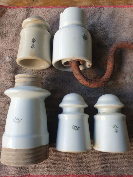 Pecas antigas de porcelana