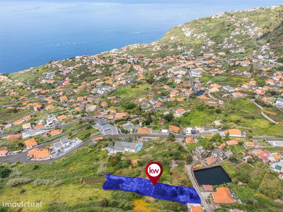 Terreno Plano com Vista Mar no Arco da Calheta – Ideal para Construção