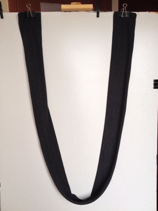 Szalik grafitowy połyskujący