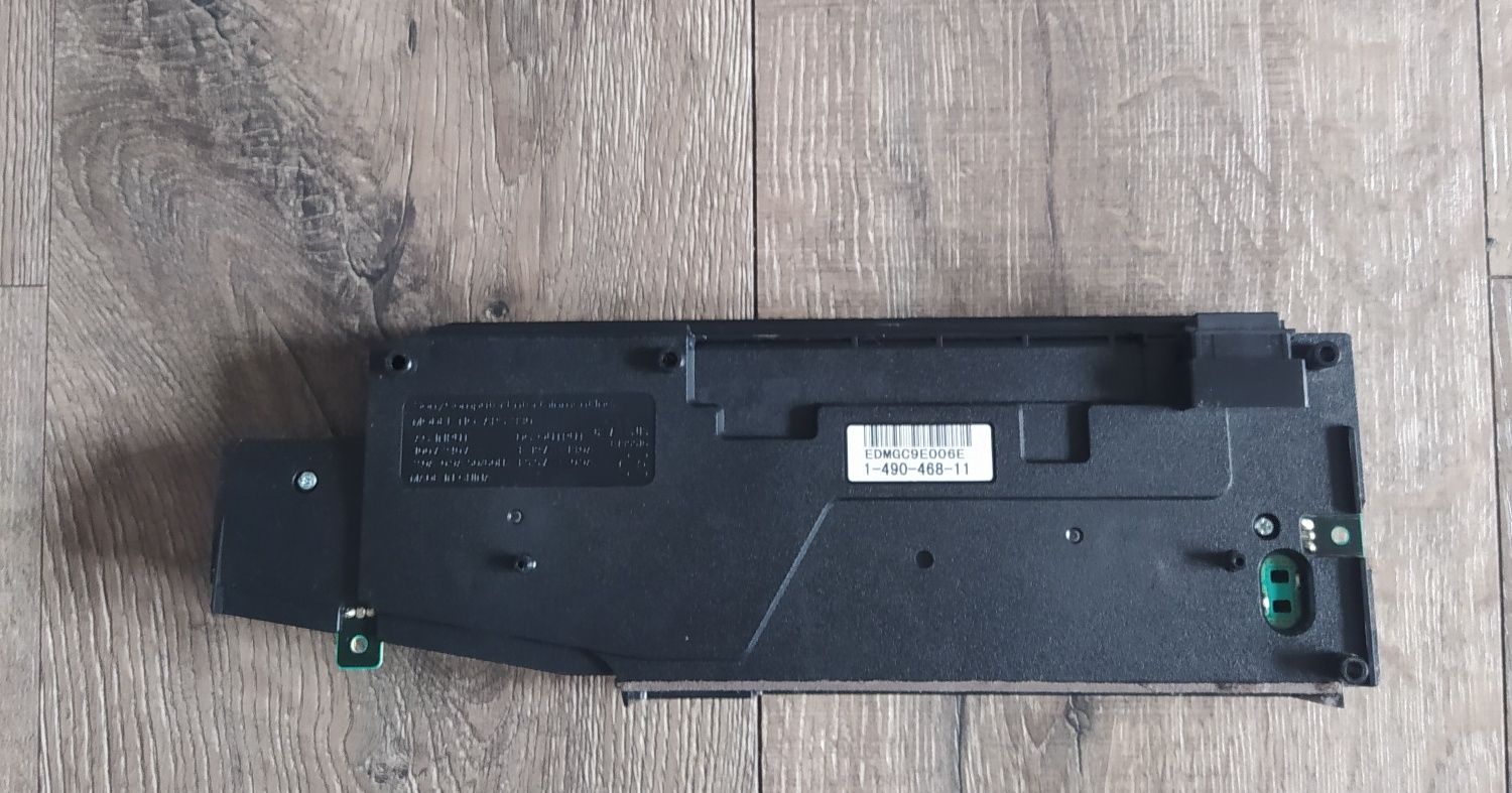 Wentylator wewnętrzny zasilacz PS3 Super Slim Cech 4003A