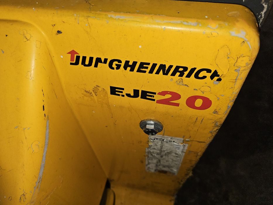 Paleciak elektryczny jungheinrich eje 20