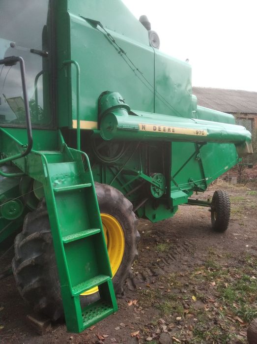 Продам комбайн John Deere 970