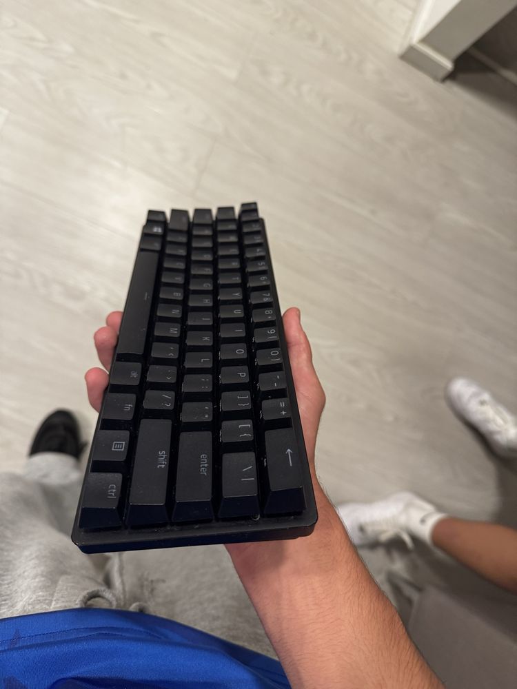 Razer hutsman mini em bom estado