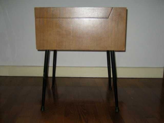 Vendo gira-discos antigo da marca Bell Telephone