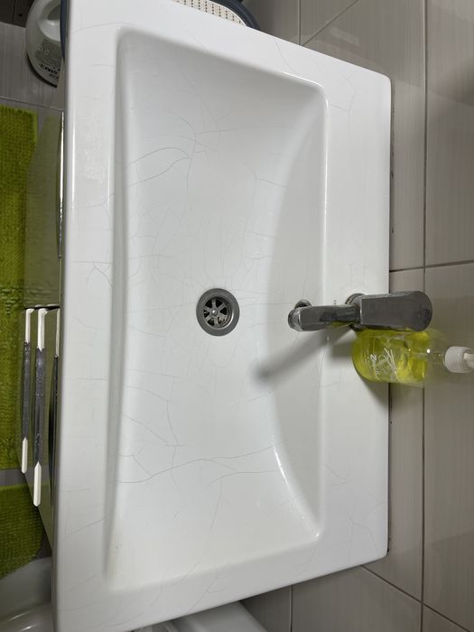 Умивальник з тумбою