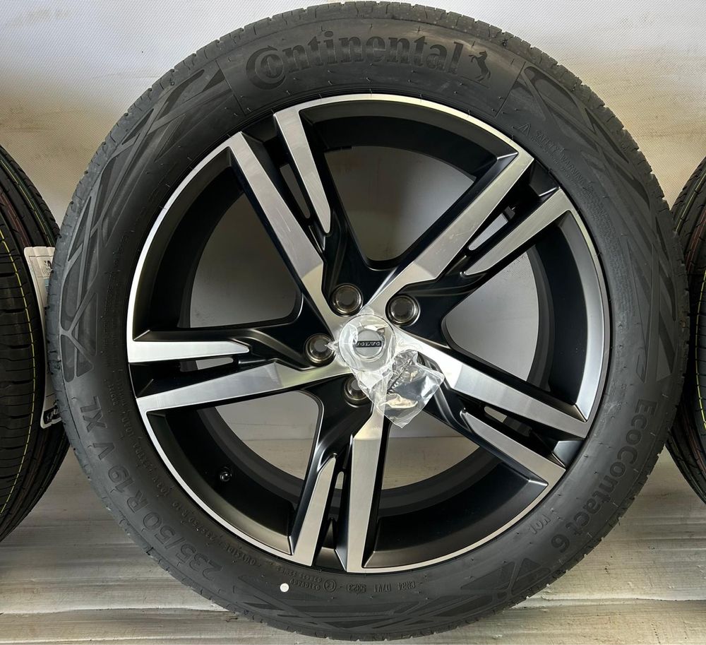 Volvo Xc40 V90 koła Alu 235/50r19 Continental 5x108 Nowe