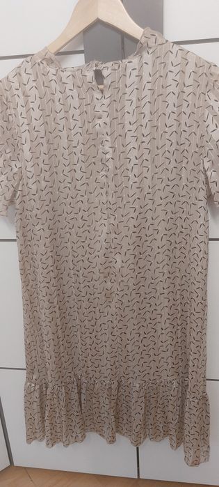 Sukienka r.40 Buiosque elegancka nowa