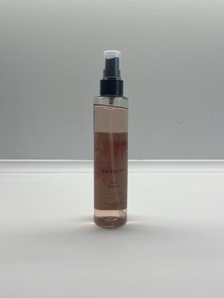 Oriflame Perfumowana mgiełka do ciała Sensity Pink Bloom dla niej