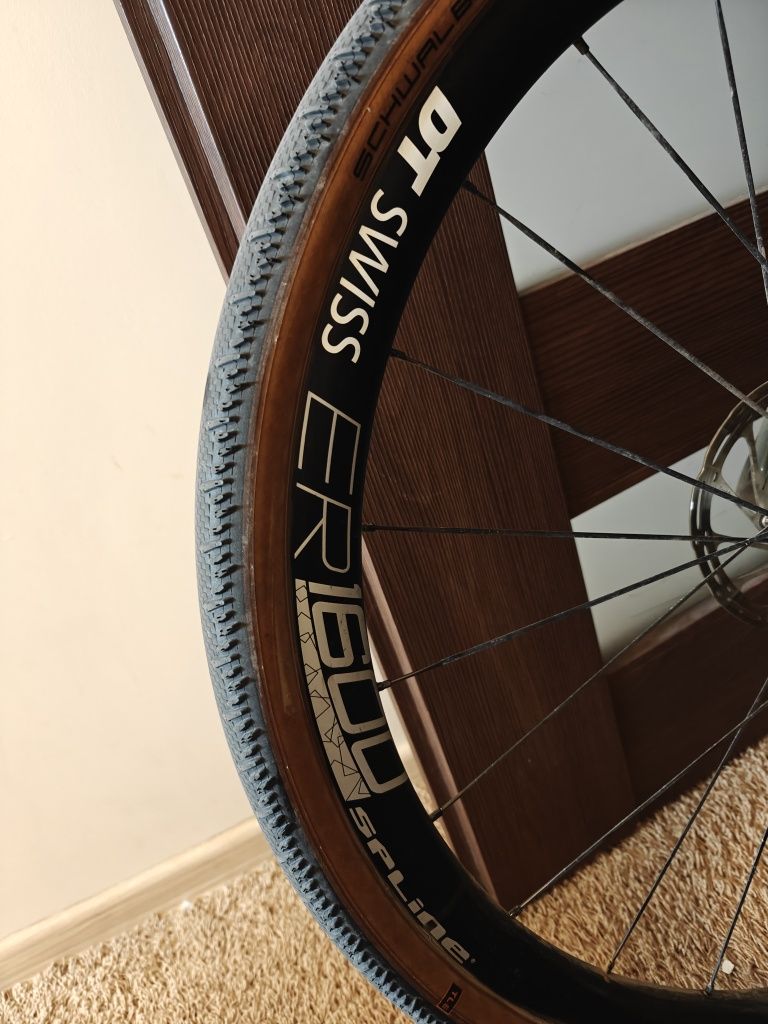 Koła DT Swiss er 1600 spline z oponami