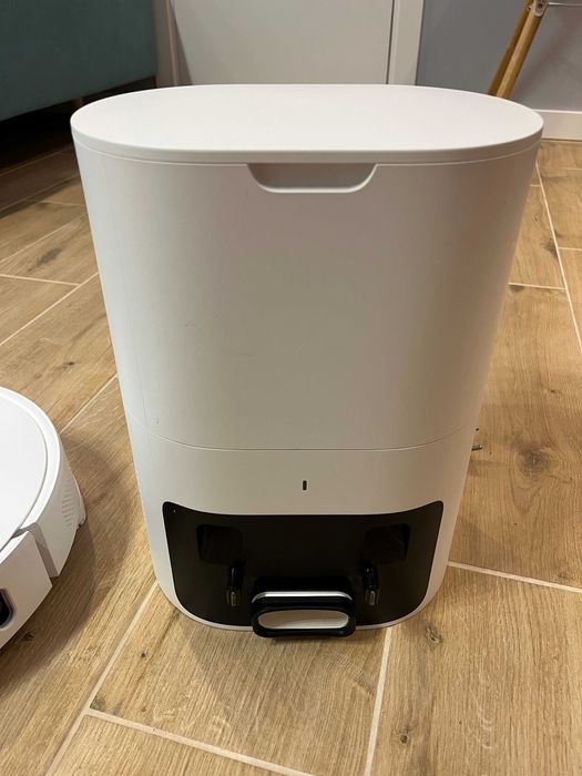 Робот пилосос Lydsto R1