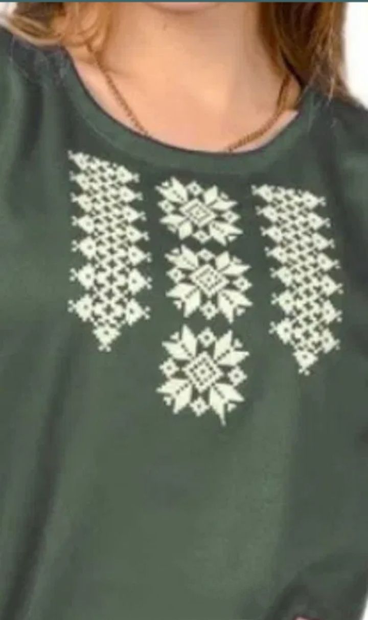 Вышиванка  женская