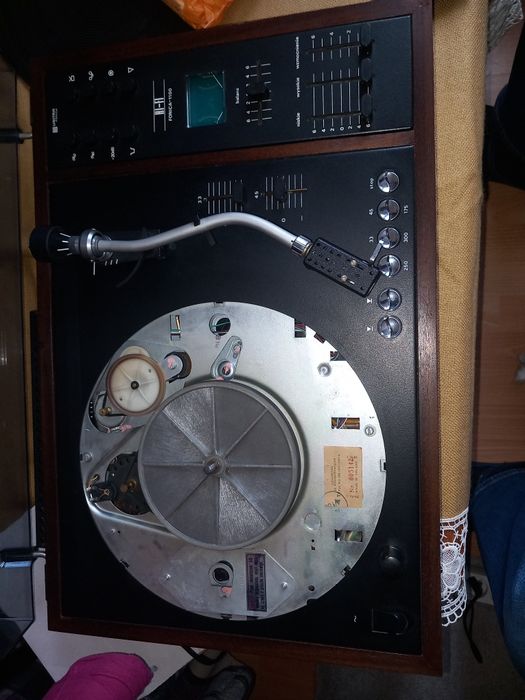 Gramofon Daniel ze wzmacniaczem