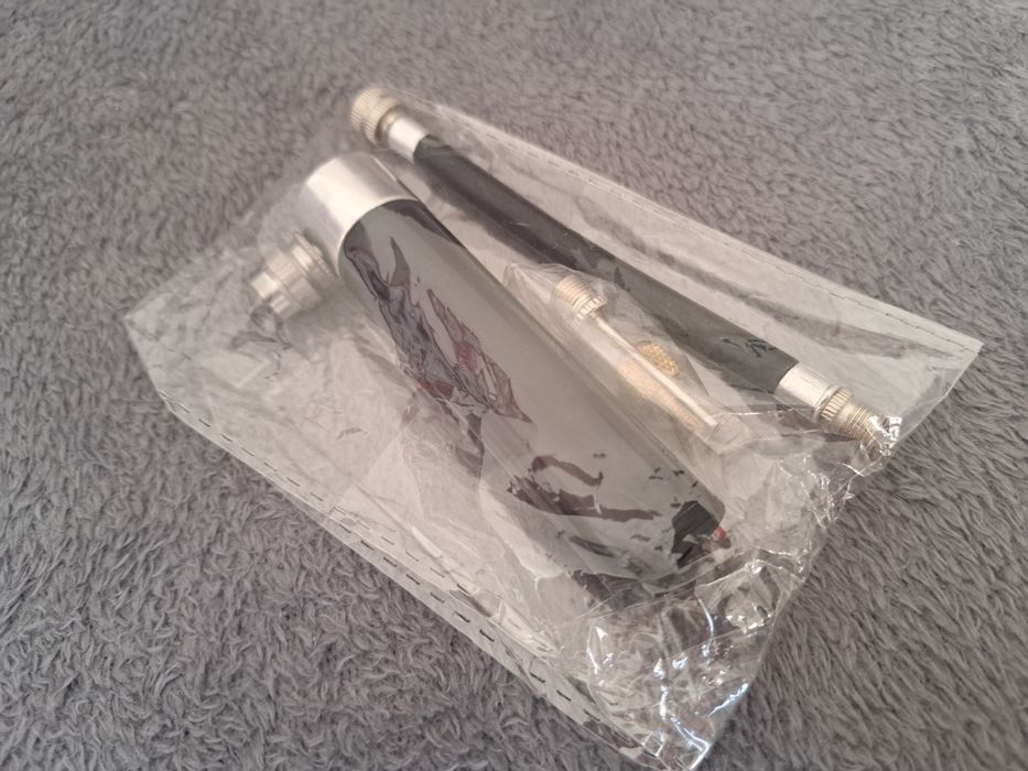 Mini pompka rowerowa miniaturowa bardzo mała lekka + adapter FV-AV