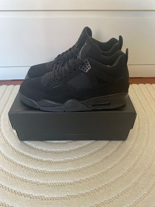 Air Jordan 4 Black Cats