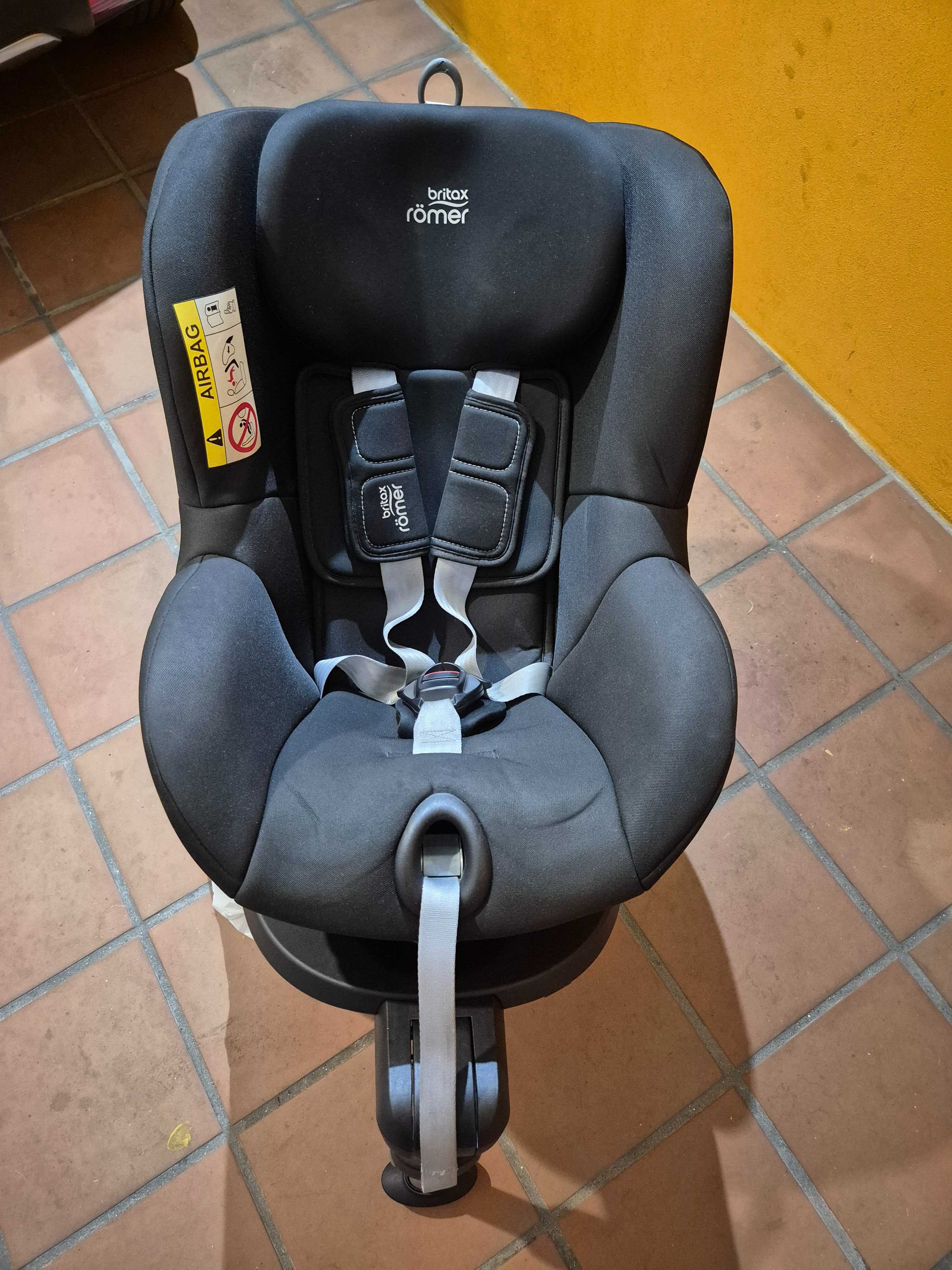 Cadeira Auto Britax Römer DUALFIX 2R com ISOFIX 0-18kgs ou 4anos