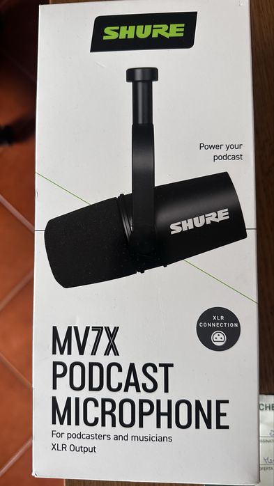 Microfone de podcast shure mbk7