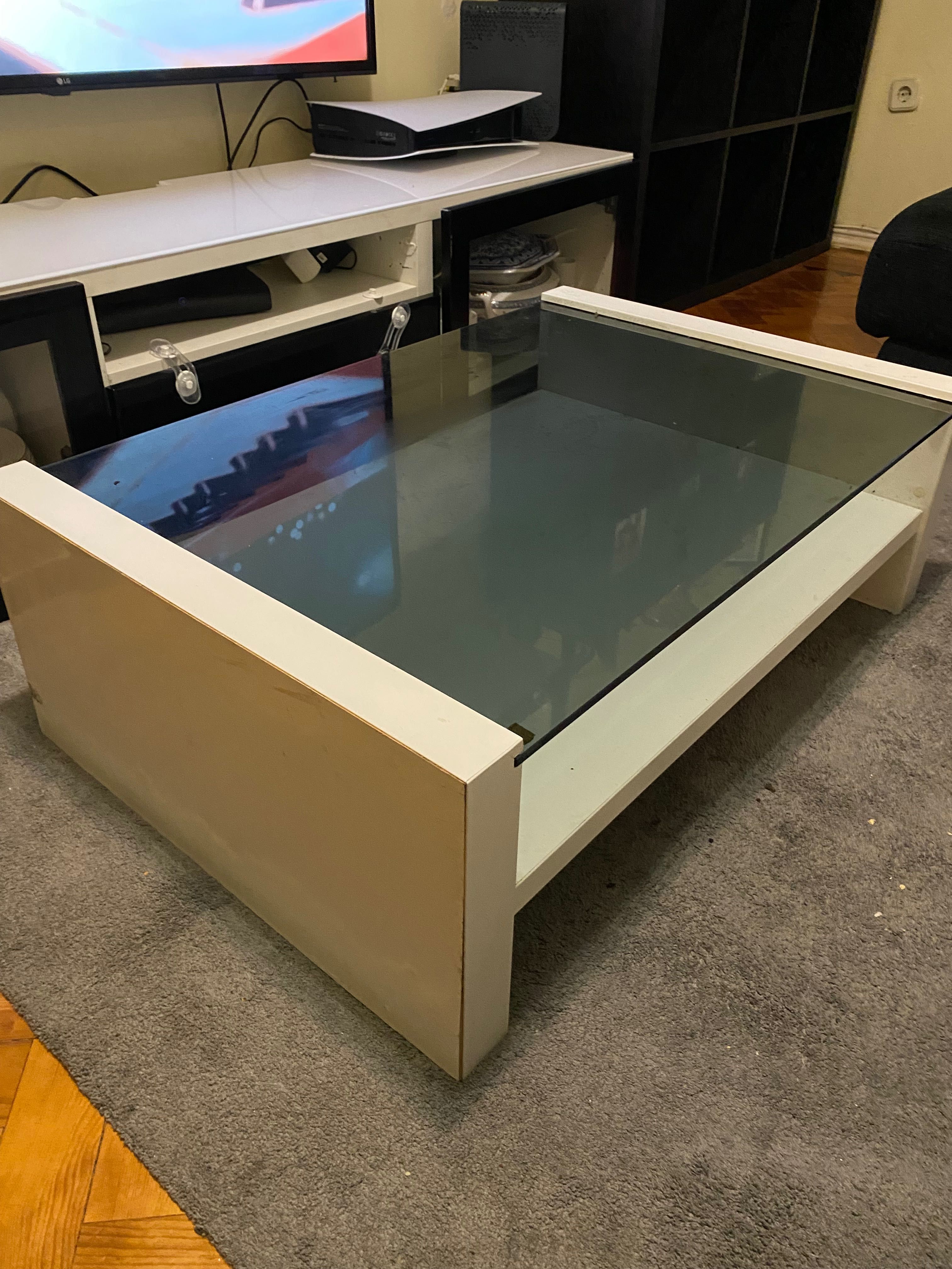Mesa de vidro usada