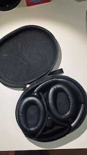 Auscultadores Sony com noise cancelling