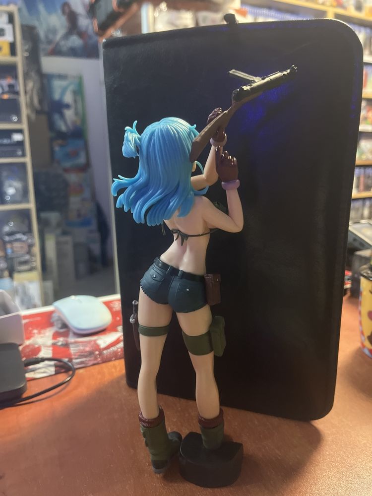 Figurka Bulma nowa