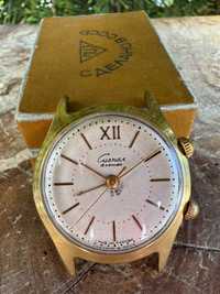 Radziecki pozłacany zegarek Signal z budzikiem +oryginalne pudelko