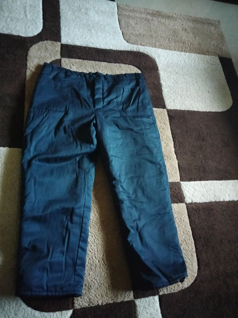 Продам штаны рабочие р., 60 р.-62  Утеплённые. 48-50