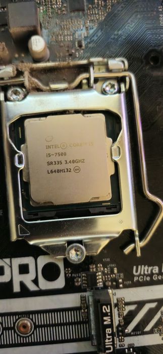 Процесор і5-7500 + материнська плата ASRock250mPro4