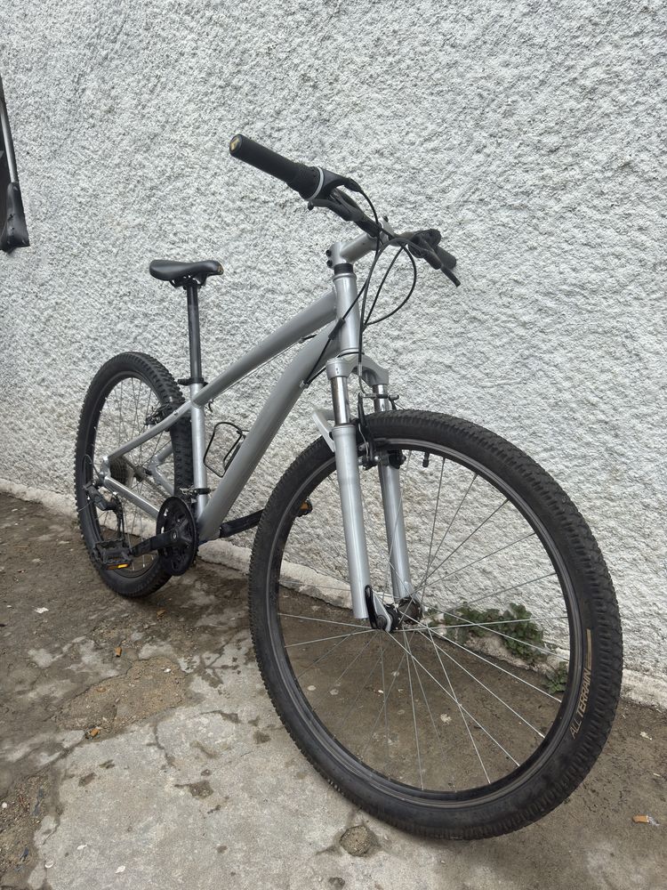 Bicicleta restaurada como nova roda 27,5