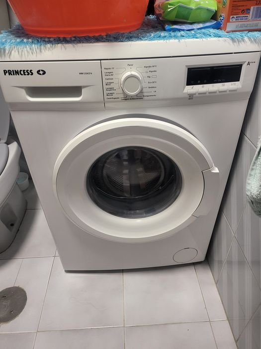 Maquina lavar roupa