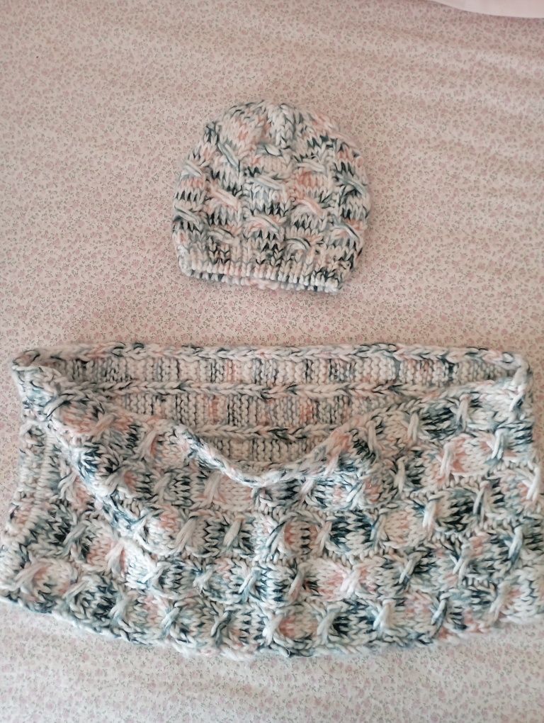 Conjunto de gorro e gola de inverno