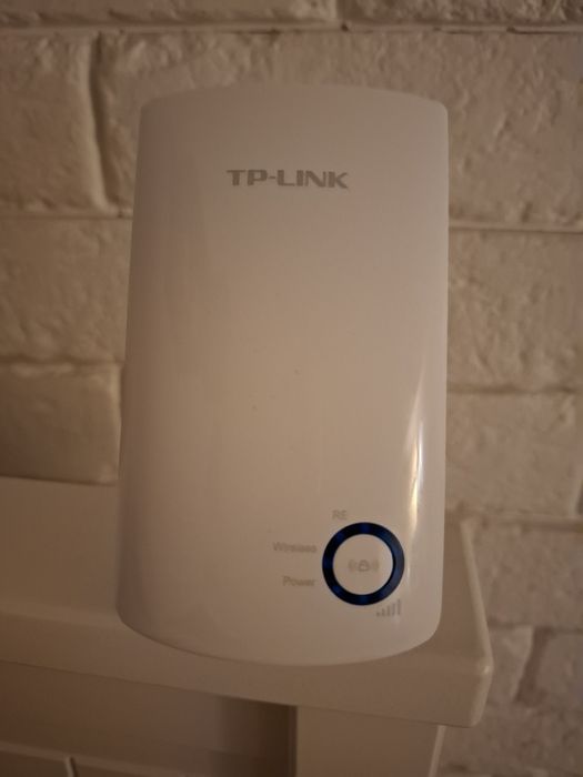 Tp-link 300Mbps Wi-Fi range extender TL-WA854RE