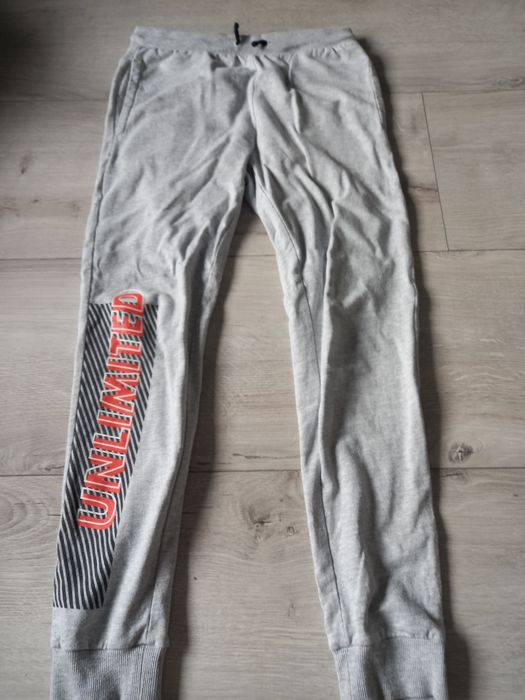 Dresy na chłopca 158cm