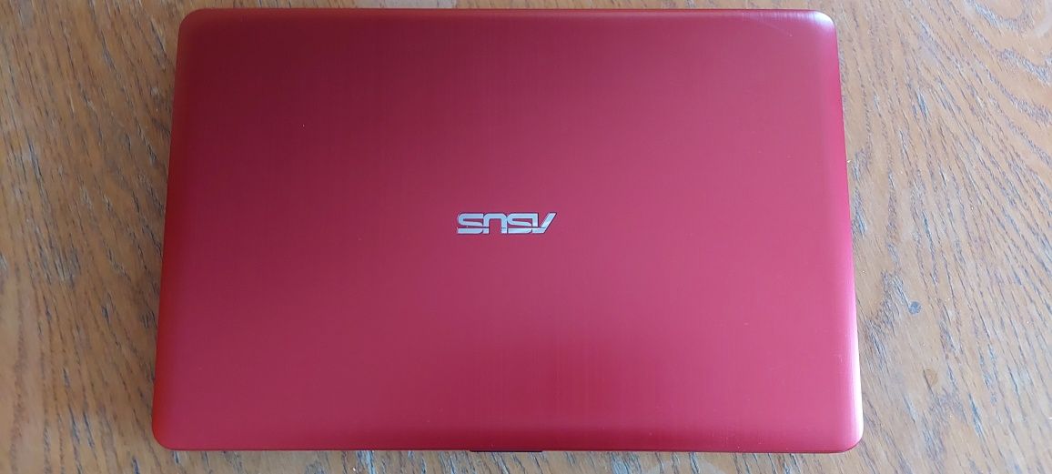 Laptop asus 8gb ram i3-6100U 1tb hdd stan śliczny