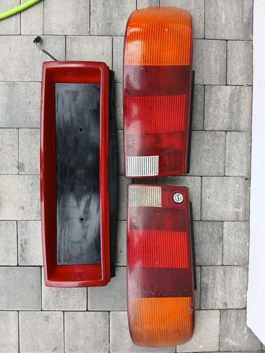 Lampy tylne blenda Audi 80 90 coupe cabrio