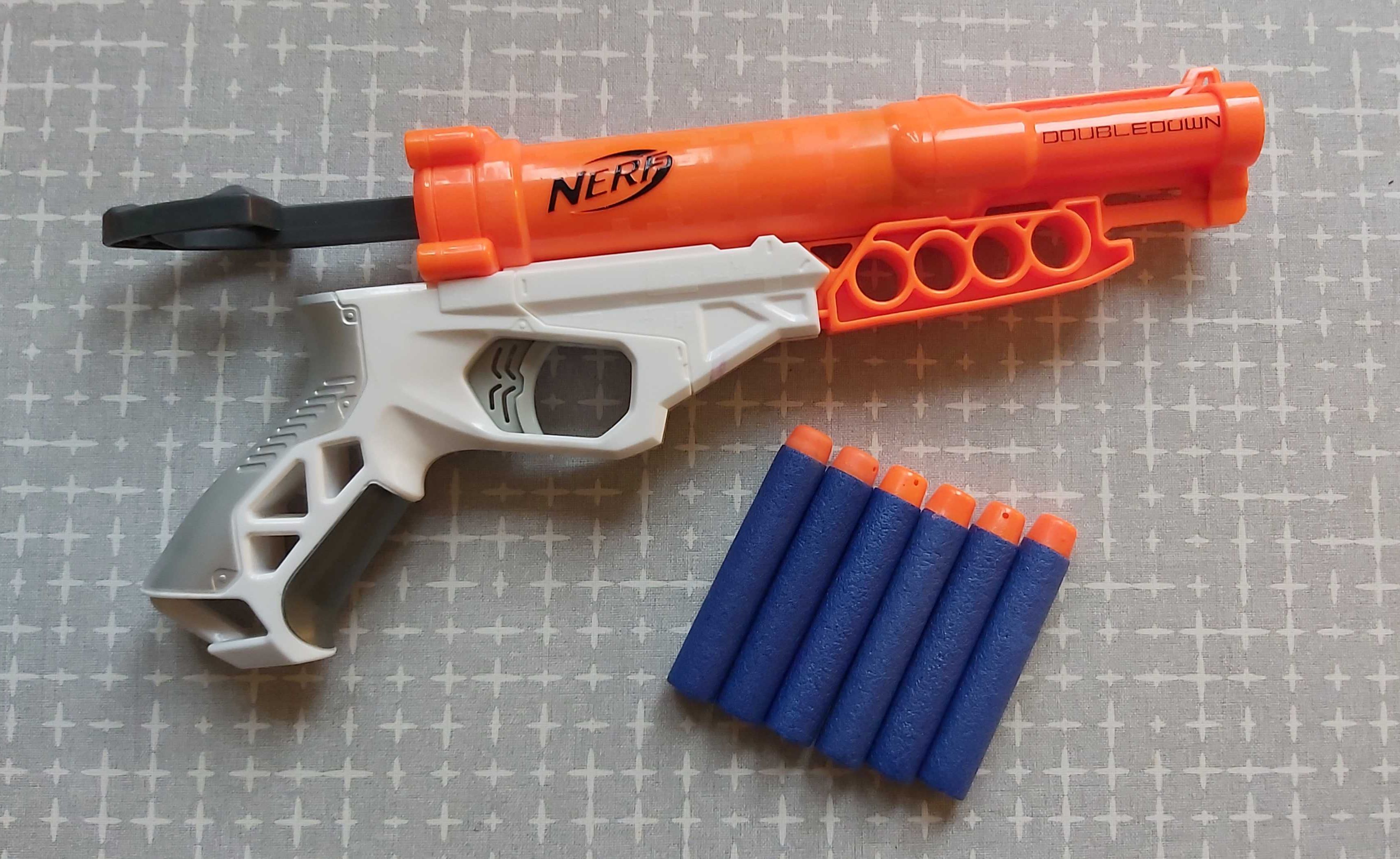 Pistolet Nerf N-Strike Doubledown + 6 strzałek + 5 gratis