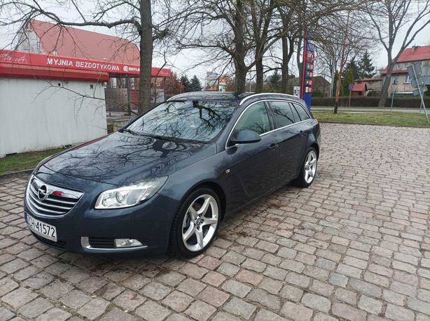 Opel Insignia Sport Tourer 2.0.cdti Bi xenon/led/navi/skóra