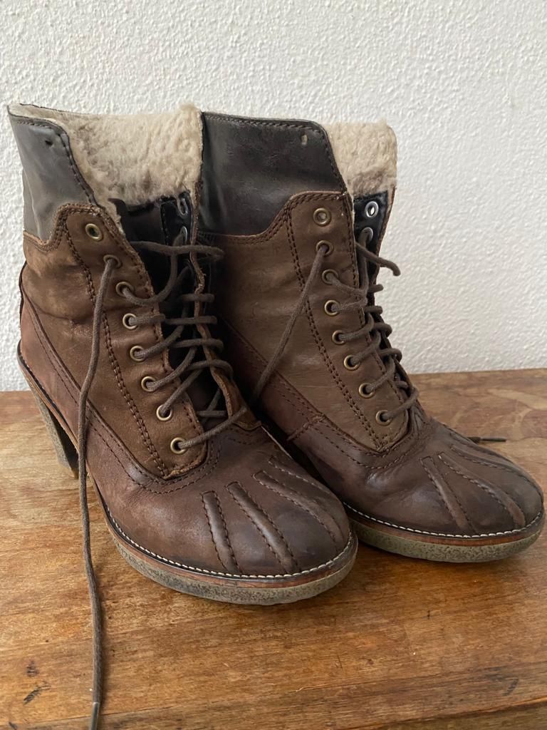 Botas senhora em pele