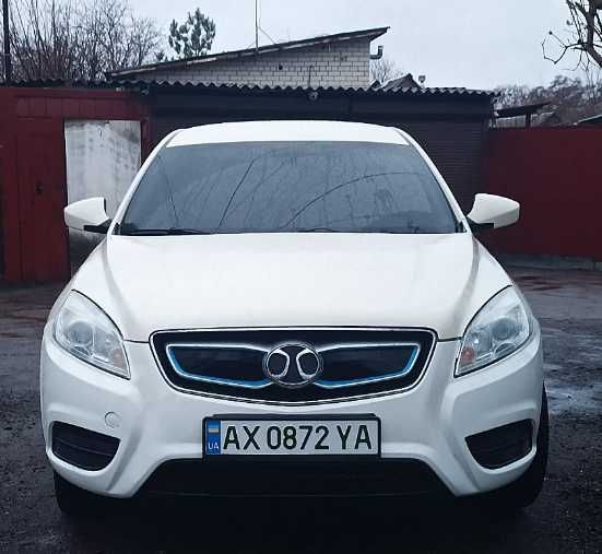 Продам электромобиль Baic EU260 2017г