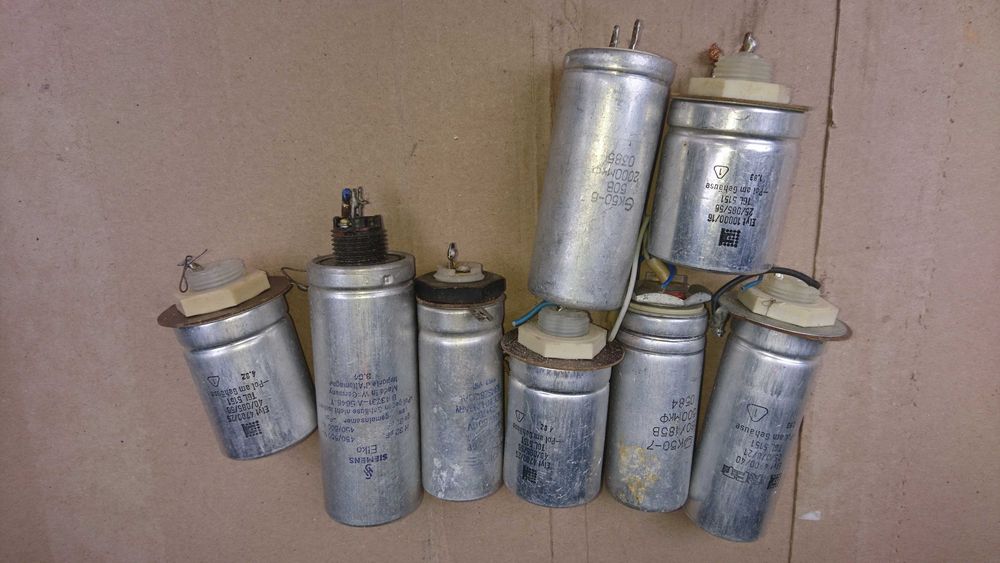 Конденсатор RFT TGL 500мкф 4700 50в