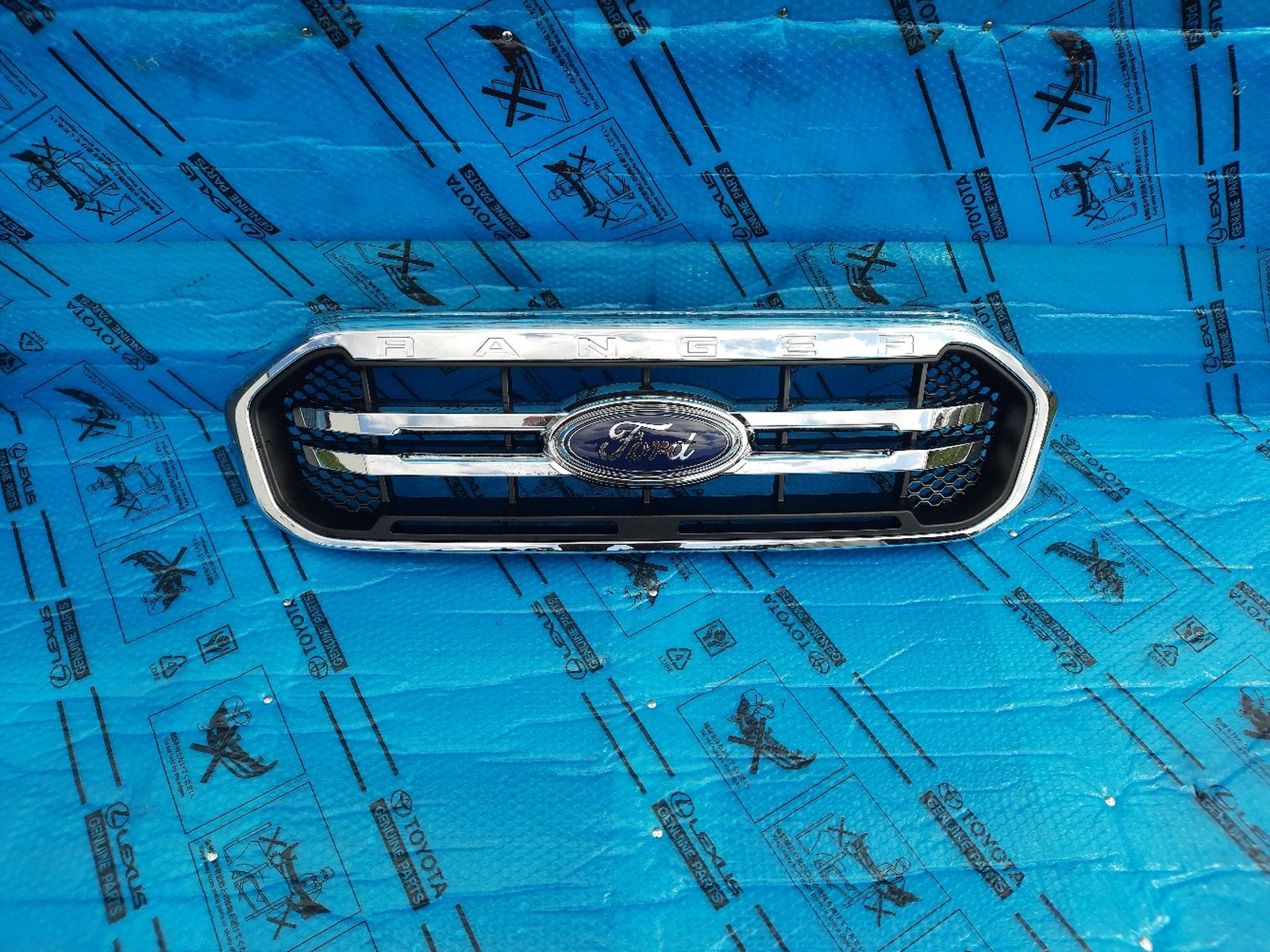 Ford Ranger III Atrapa Grill 19 rok