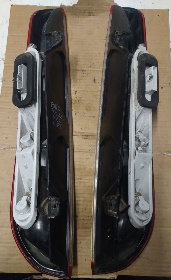 Lampa tył Ford Focus MK2 Lift