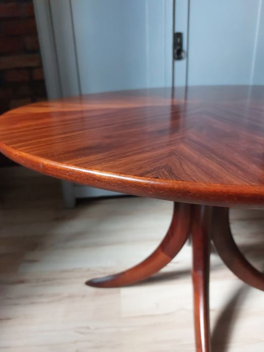 stolik kawowy marki Alma Niemcy palisandrowy drewniany vintage okrągły