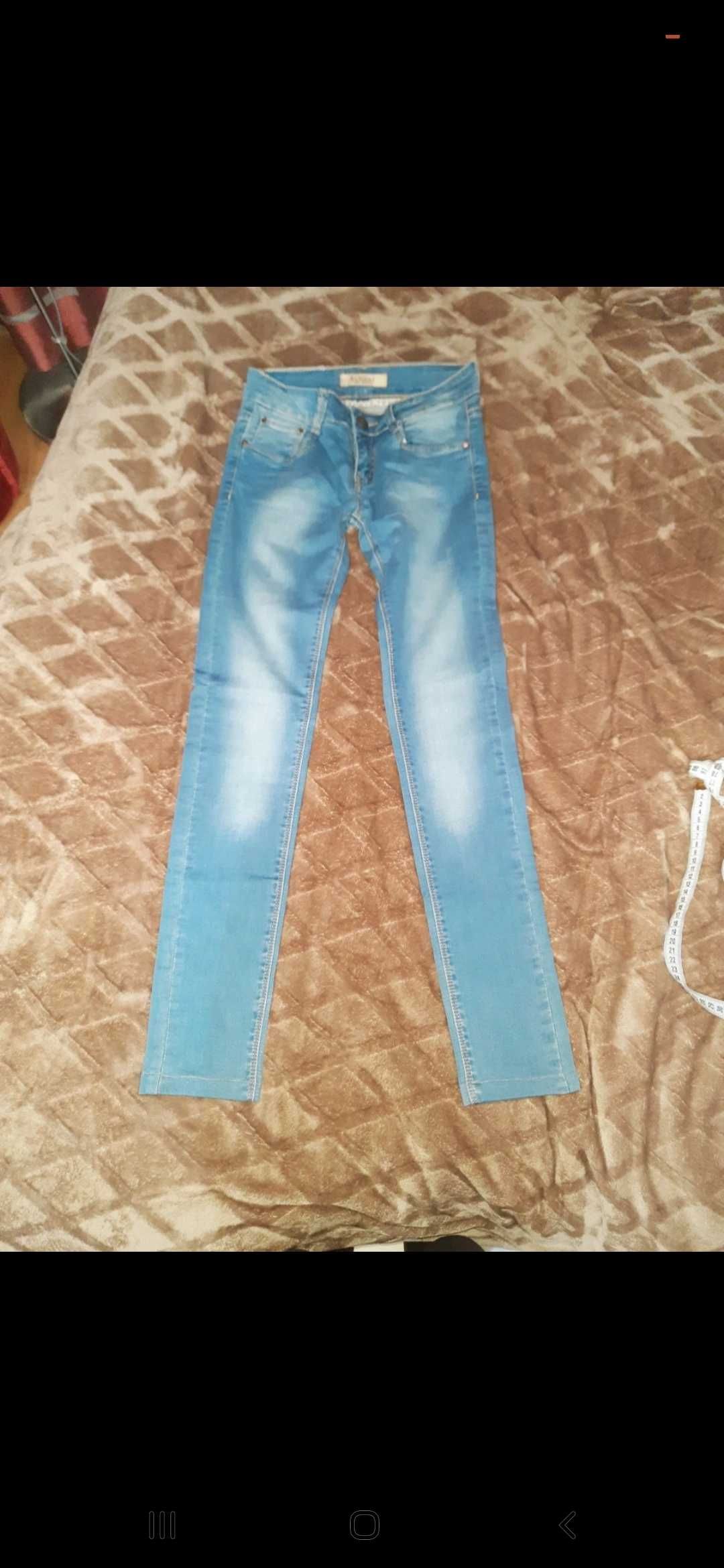 Spodnie jeansy dżinsy rurki XS nowe