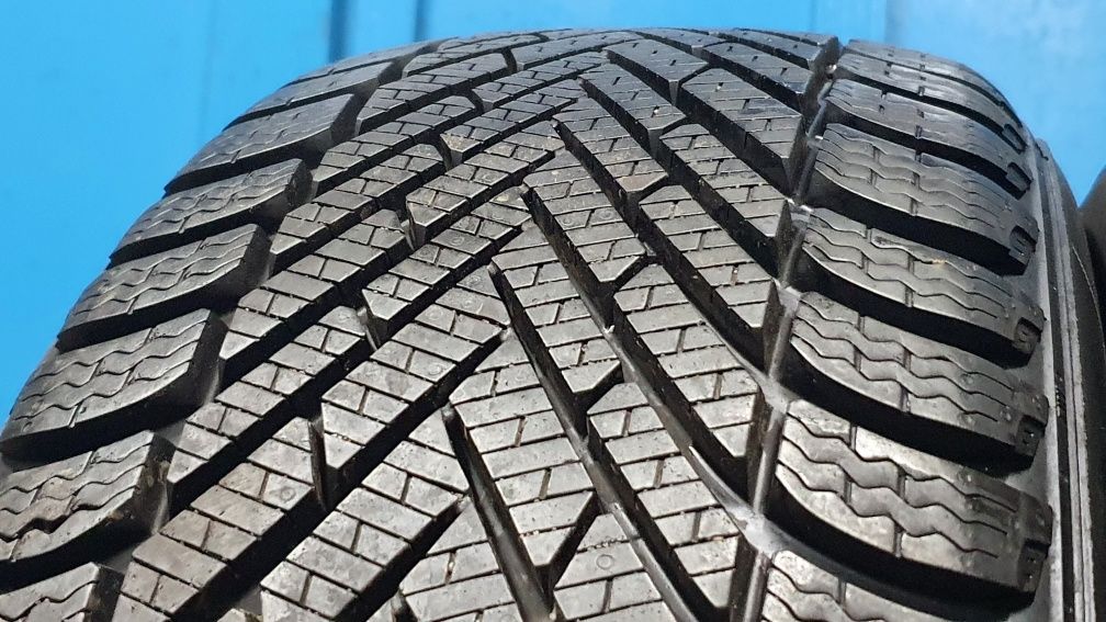 4 x 205/55 R16 Markowe opony zimowe Pirelli ! Rok 2021