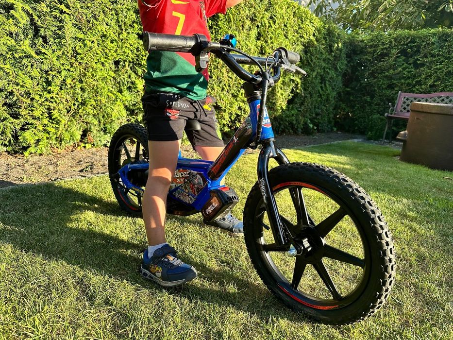 Racerone R1 Go 16" Niebieski rower biegowy elektryczny