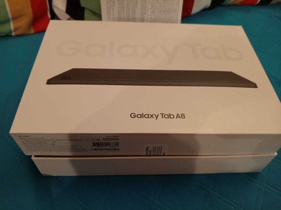 Планшет Samsung Galaxy Tab A8 10.5" 4/64GB (чехол книжка+клавиатура)