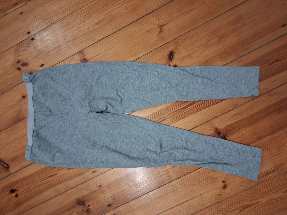 Ubrania ciążowe, wkładki laktacyjne, adapter do pasów do auta