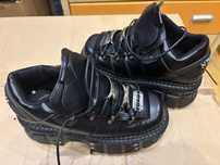 Buty na wysokiej koturnie punck alternatywka 41